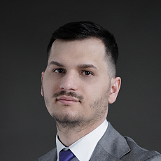 Виталий Титов